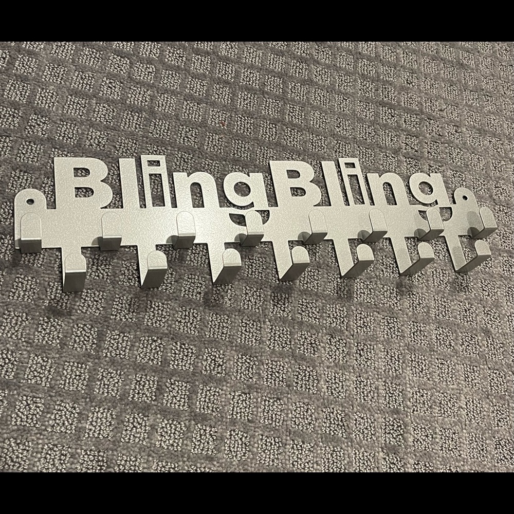 Bling Bling silver hued 15 hook hanger